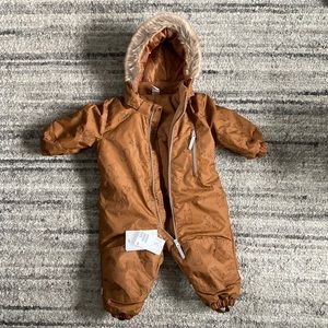 NWT baby water-repellent snowsuit